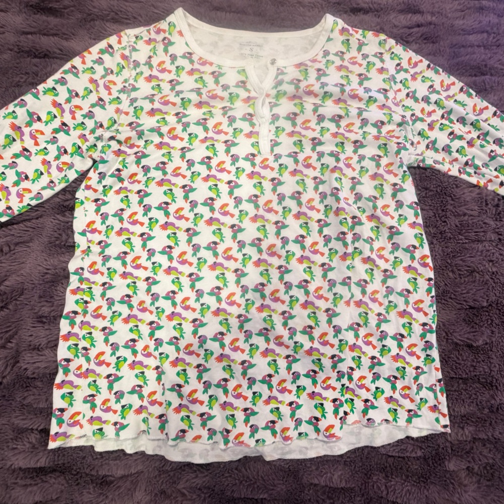 roller rabbit parrot long sleeve pj shirt size S